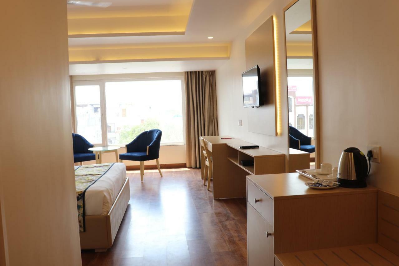 Hotel Le Amor Kota  Kültér fotó